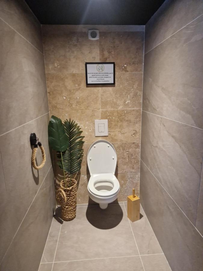 Saint-Jean-Bonnefonds L'Experience Love Room מראה חיצוני תמונה