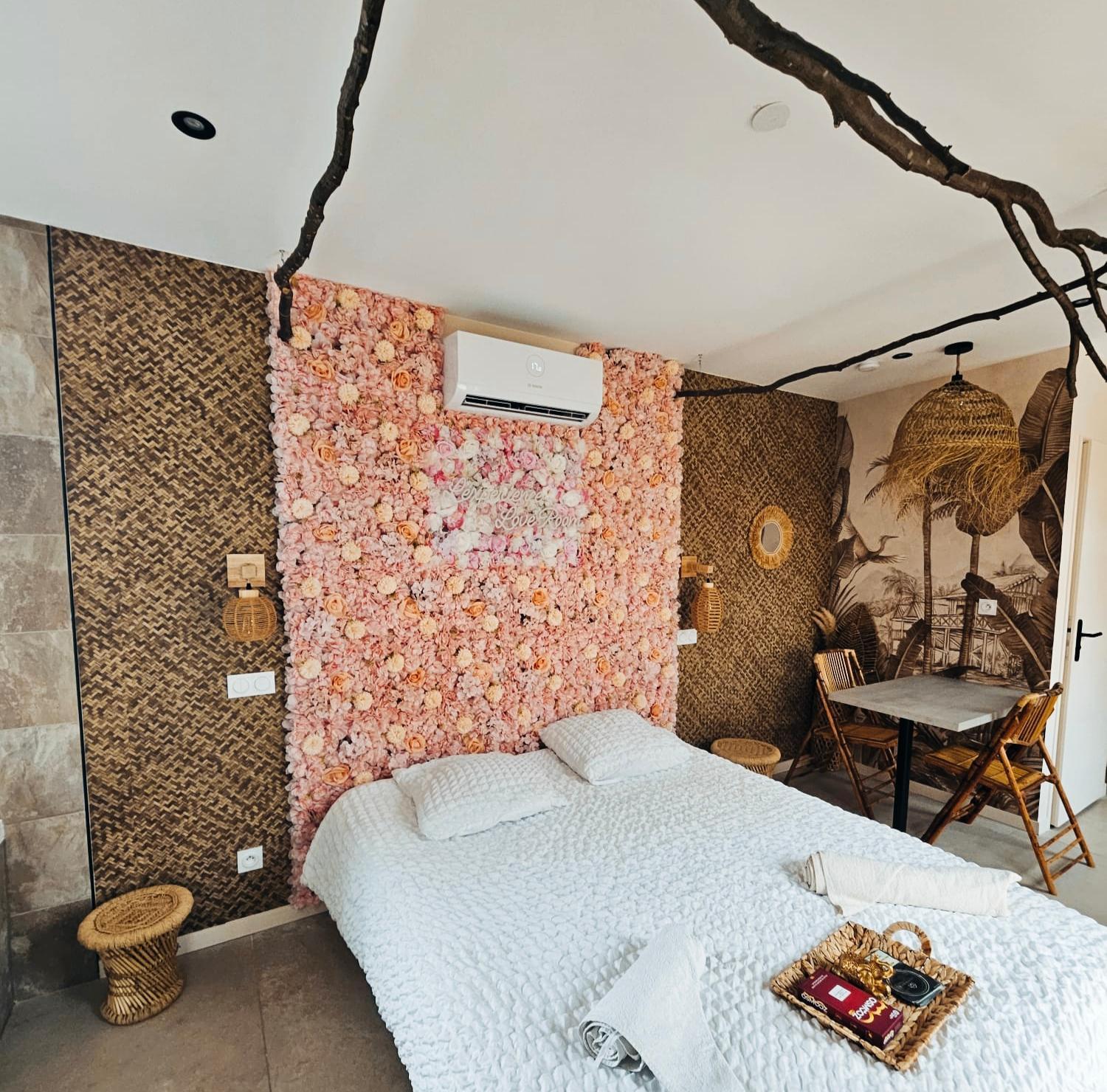 Saint-Jean-Bonnefonds L'Experience Love Room מראה חיצוני תמונה