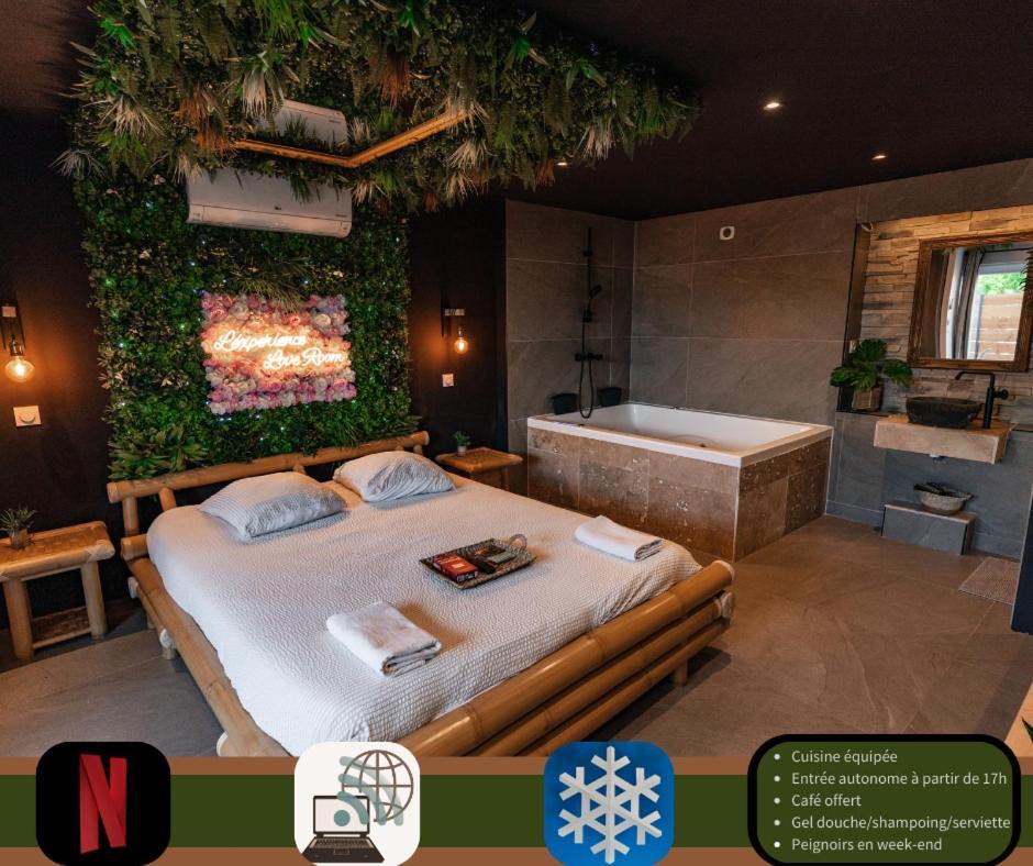 Saint-Jean-Bonnefonds L'Experience Love Room חדר תמונה